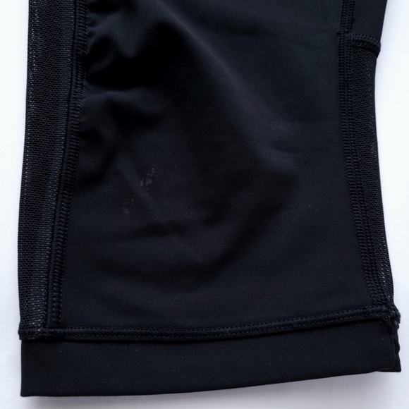 Lululemon Gear Up Crop (17") - Picture 14 of 14